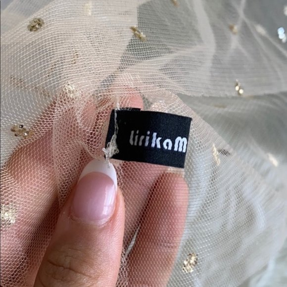 LIRIKA MATOSHI - NWOT Cascading Shimmer Top - Gold - Picture 3 of 4